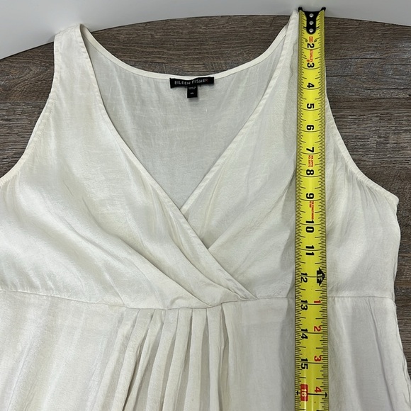 Eileen Fisher Women’s Ivory Sleeveless Silk Blouse Size Medium - Picture 10 of 11